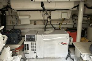 54ft Cruisers Yachts Yacht For Sale