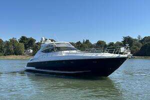 2003 Cruisers Yachts 540 Express thumbnail 3