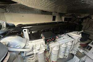 2003 Cruisers Yachts 540 Express thumbnail 26