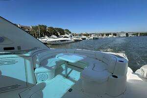 2003 Cruisers Yachts 540 Express thumbnail 8