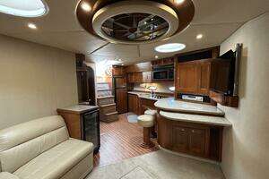 2003 Cruisers Yachts 540 Express thumbnail 19