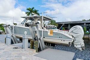 42FT (12.8M) PURSUIT