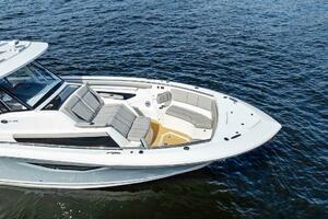 42FT (12.8M) PURSUIT