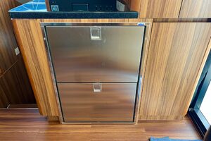 2019-aquila-44-power-9966247-20251002094807667-1.jpg