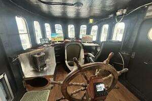1989 Custom Schooner Liveaboard thumbnail 10
