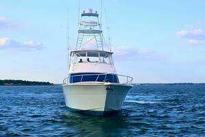 2001 Donzi 73 Sport Yacht thumbnail 87