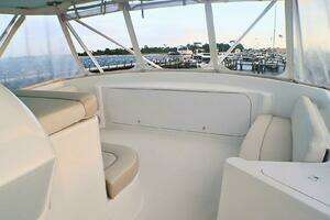 2001 Donzi 73 Sport Yacht thumbnail 60