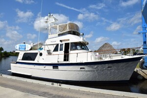 QA3 48ft Hatteras Yacht For Sale