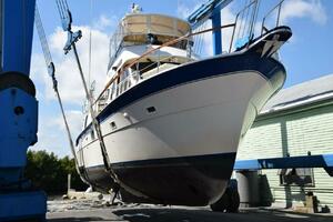 QA3 48ft Hatteras Yacht For Sale