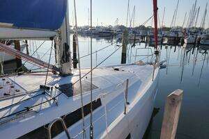 2020 Jeanneau Sun Odyssey 410 thumbnail 6