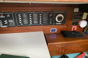 Morning Light 37ft Dickerson Yacht For Sale