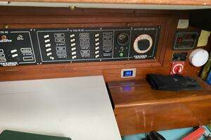 1987 Dickerson 37 aft cockpit thumbnail 47