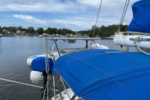 Morning Light 37ft Dickerson Yacht For Sale