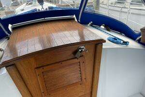1987 Dickerson 37 aft cockpit thumbnail 22