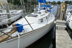Morning Light 37ft Dickerson Yacht For Sale