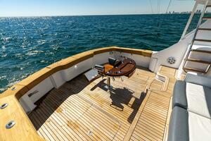 2012 Hatteras 60 GT Cokpit