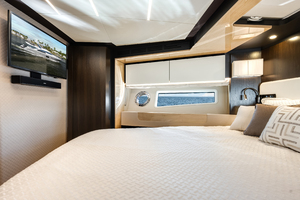 66ft Azimut Yacht For Sale