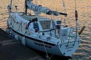 30ft Ericson Yacht For Sale