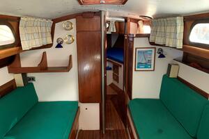 35ft Hinckley Yacht For Sale