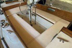35ft Hinckley Yacht For Sale