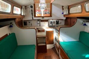35ft Hinckley Yacht For Sale