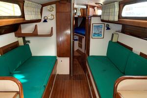 35ft Hinckley Yacht For Sale