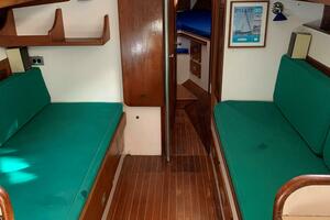 35ft Hinckley Yacht For Sale