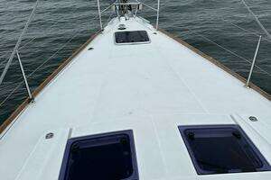 2017 Beneteau Oceanis 45 thumbnail 20