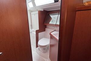 45ft Beneteau Yacht For Sale