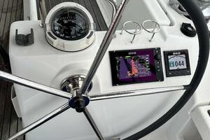 45ft Beneteau Yacht For Sale
