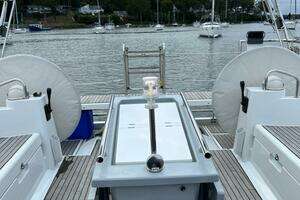 2017 Beneteau Oceanis 45 thumbnail 36