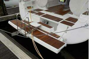 2017 Beneteau Oceanis 45 thumbnail 12