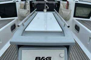 2017 Beneteau Oceanis 45 thumbnail 37