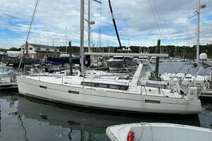 45ft Beneteau Yacht For Sale
