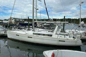 2017 Beneteau Oceanis 45 thumbnail 3