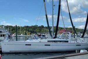 2017 Beneteau Oceanis 45 thumbnail 4