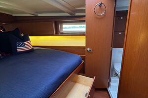 45ft Beneteau Yacht For Sale