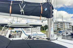 2020-lagoon-42-sail-9966407-20251002101005965-1.jpg