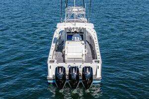 2018 SeaVee 370 Z thumbnail 34