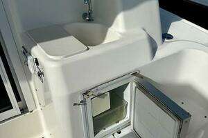 2001 Silverton 42 Convertible thumbnail 3