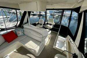 2001 Silverton 42 Convertible thumbnail 17