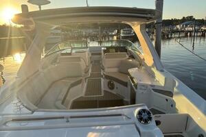 35ft Sea Ray Yacht For Sale