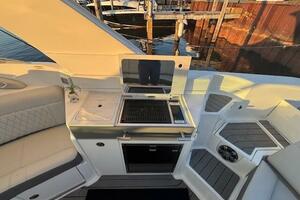 35ft Sea Ray Yacht For Sale