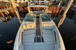 35ft Sea Ray Yacht For Sale