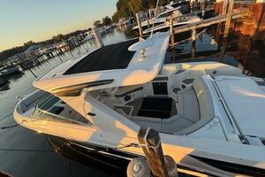 35ft Sea Ray Yacht For Sale