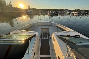 35ft Sea Ray Yacht For Sale