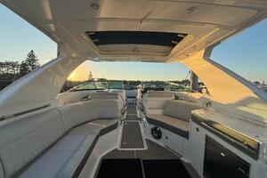 35ft Sea Ray Yacht For Sale