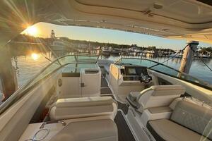 35ft Sea Ray Yacht For Sale
