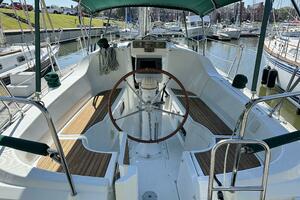 Kismet 32ft Beneteau Yacht For Sale