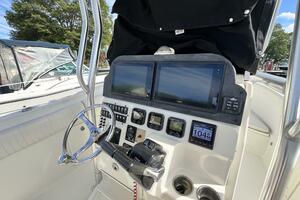 25ft Hydra Sports Yacht For Sale